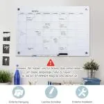 Whiteboard med Pennhållare och Sudd, Magnetisk Skrivtavla för Kontor och Skola, Inkluderar 4 Pennor och Monteringstillbehör, Vit, 90 x 60 cm