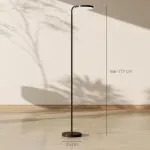 Golvlampa LED med Fjärrkontroll Svart Metall och Silikon för Läshörna och Vardagsrum Flexibel Lampa med Justerbar Ljusstyrka och Färg Modern