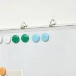 Magnetisk Whiteboard med Staffli, Justerbar Skrivtavla för Kontor och Skola, Inkluderar Pennor och Magneter, Vit, 60 x 45 cm