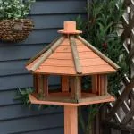 Fågelhus Fågelmatare Träfågelvilla Matare Fågelställ Fågelbord Natur Ø52 X H130 Cm
